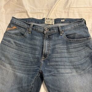 Ariat men’s 38/32 jeans